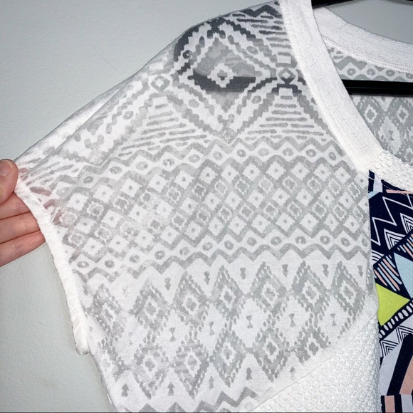 Miss Me • Printed Short Sleeve Top - Picture 4 of 6